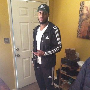 Meet your Posher, Stefon